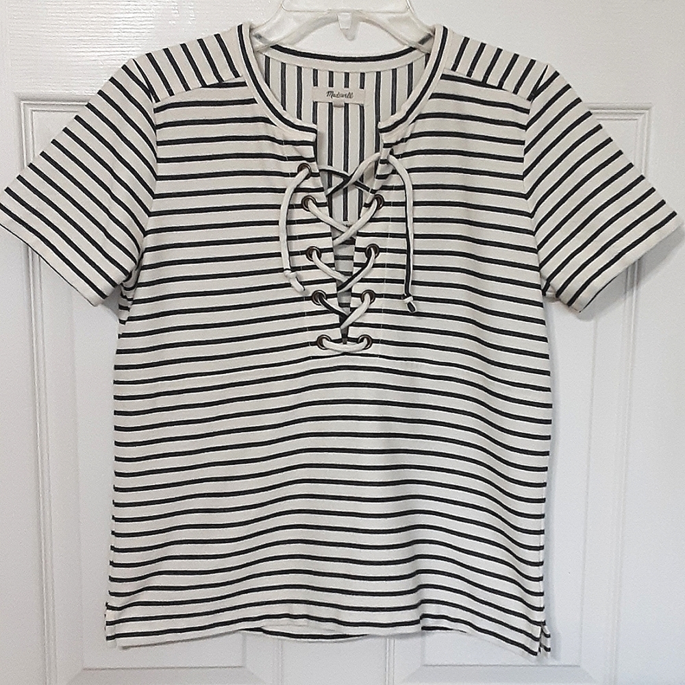 Madewell short sleeve stripped top size small.